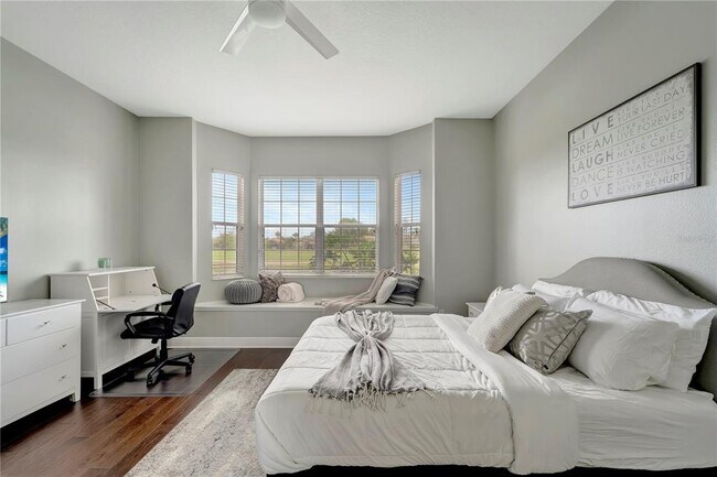 Building Photo - 8436 Miramar Way