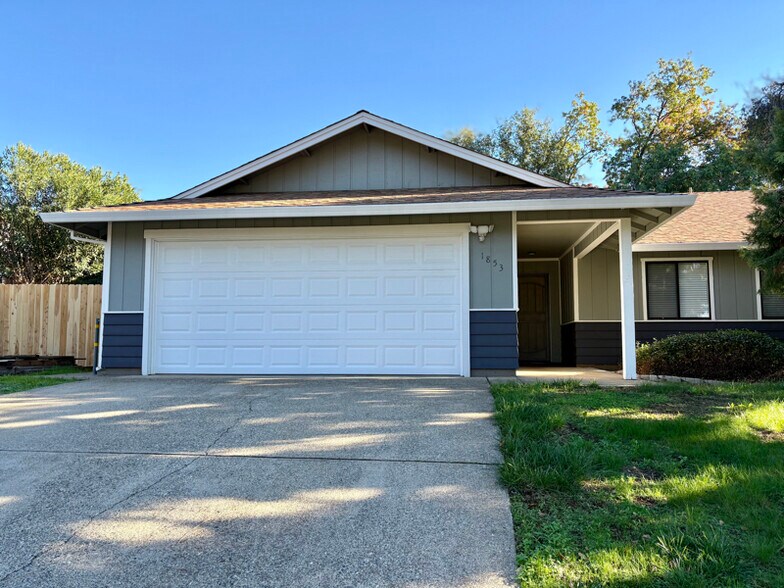 Primary Photo - 1853 Marlene Ave