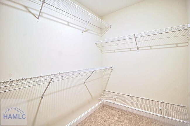 Building Photo - 151 Buckingham Dr