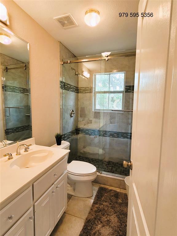 Building Photo - 8504 Young Ln