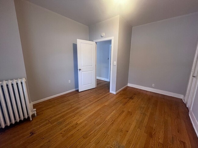 Building Photo - Heritage Hill 2 Bedroom - Heat included!