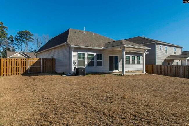 Building Photo - 147 Doolittle Dr