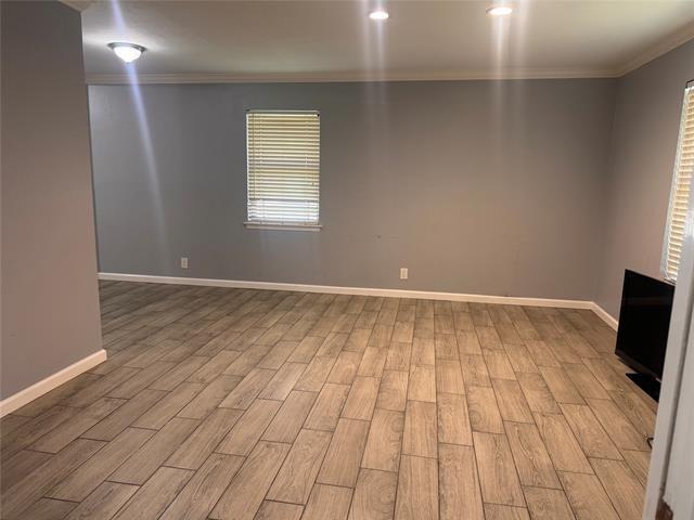 Building Photo - 514 E Lynn Dr