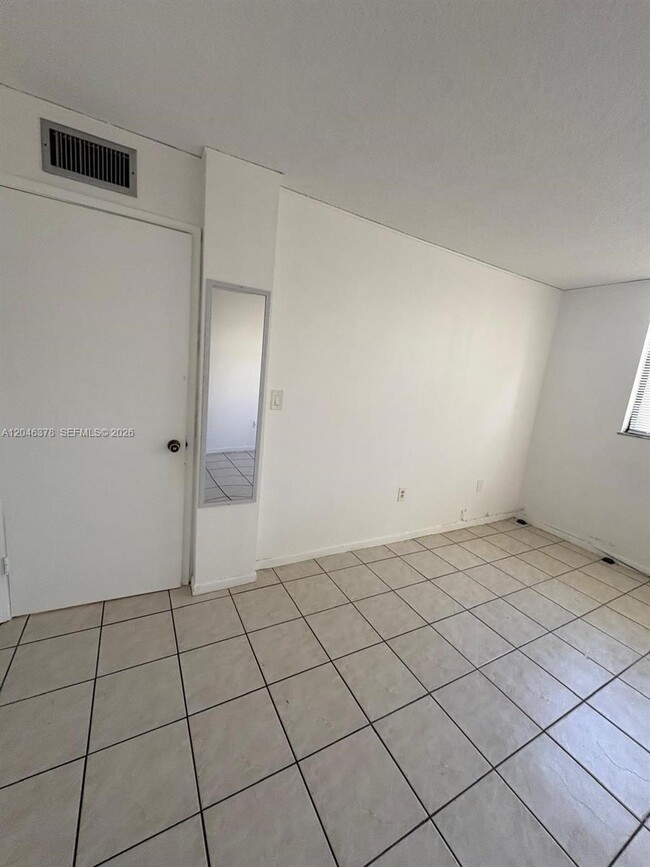 Building Photo - 8004 SW 149th Ave