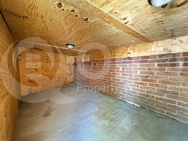 Building Photo - 8175 E 20th St