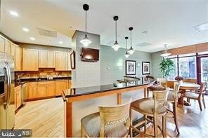 Building Photo - 1220 N Fillmore St