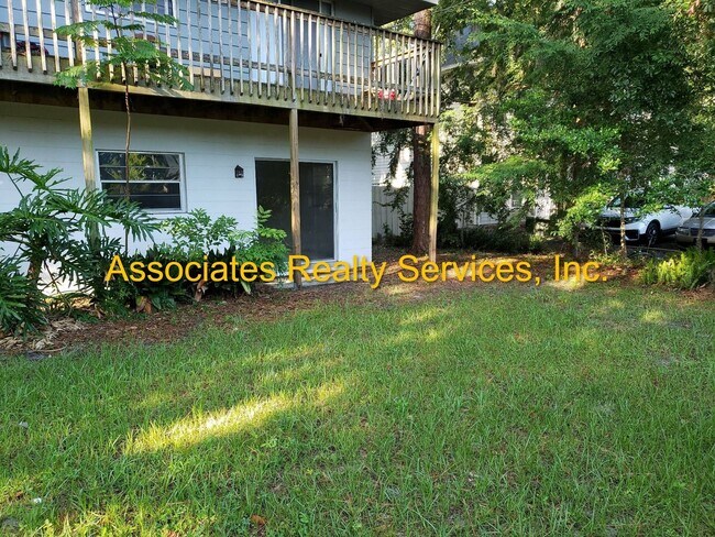 Building Photo - 535 NW 26th Ave