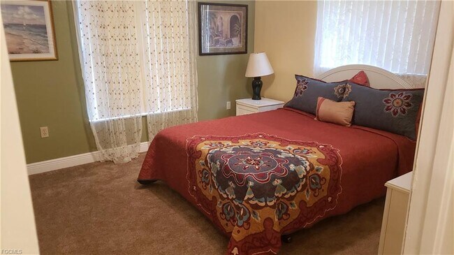 Building Photo - 2039 Golfside Village Dr