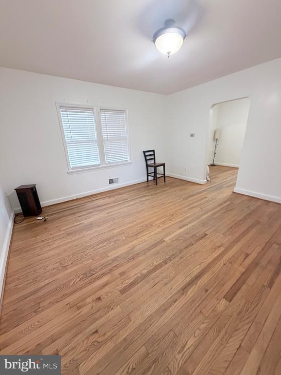 Building Photo - 491 N Latham St