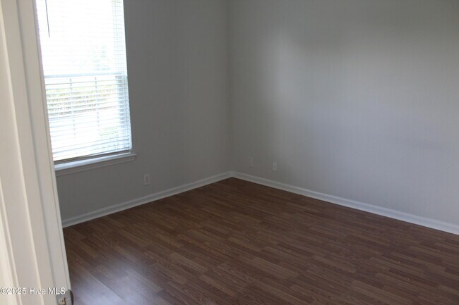 Building Photo - 870 Great Egret Cir SW