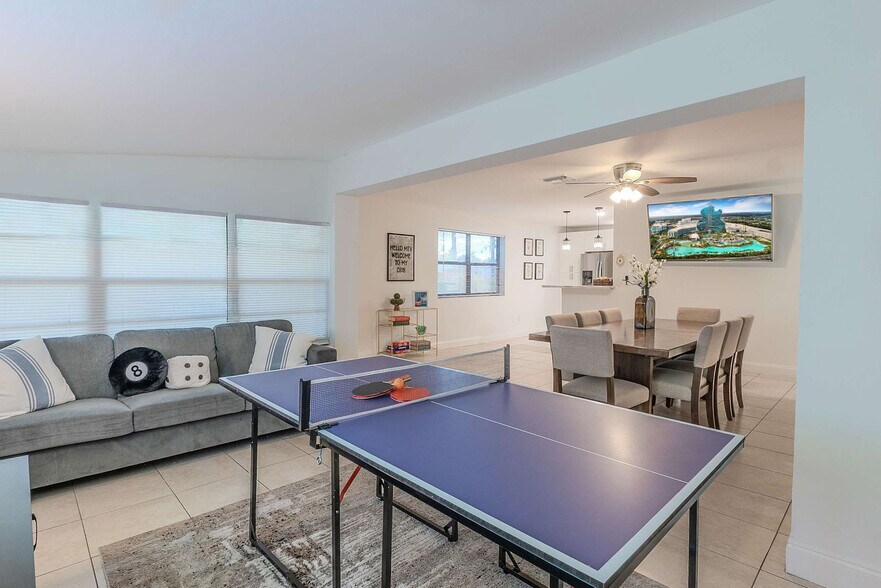 Primary Photo - 7531 Simms St