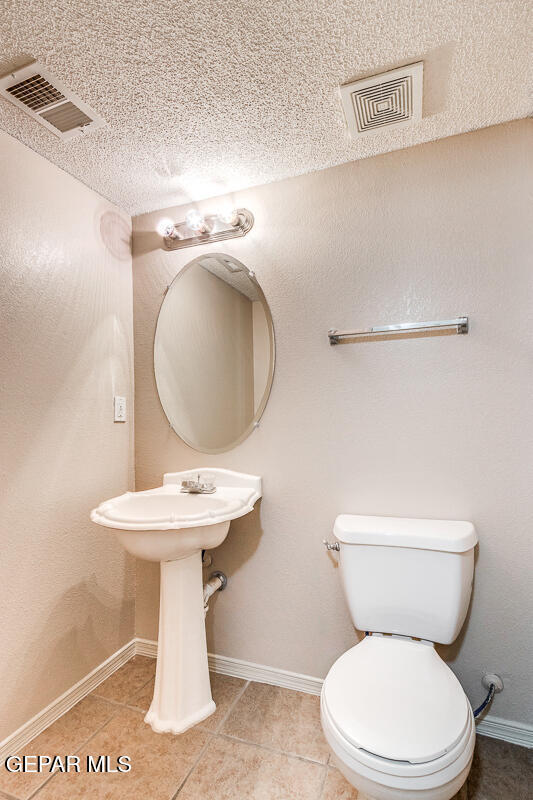 Building Photo - 10929 Northview Dr