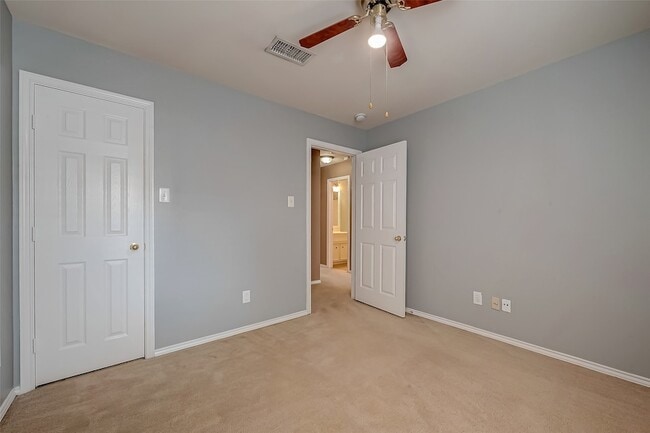 Building Photo - 2102 Cory Crossing Ln