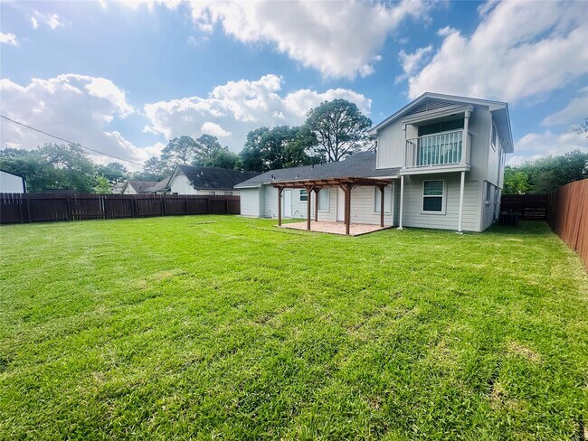 Building Photo - 7131 Carvel Ln