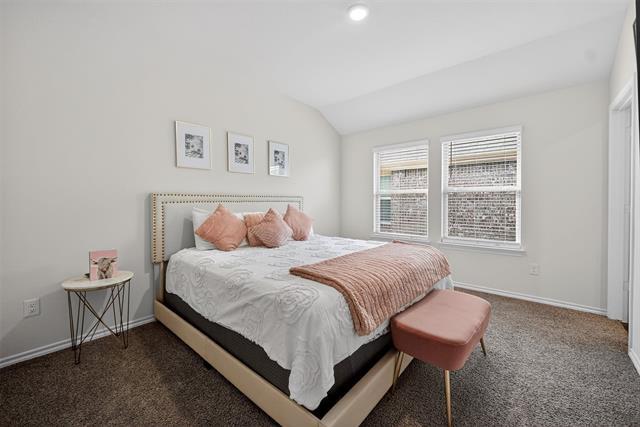 Building Photo - 2127 Ocelot St