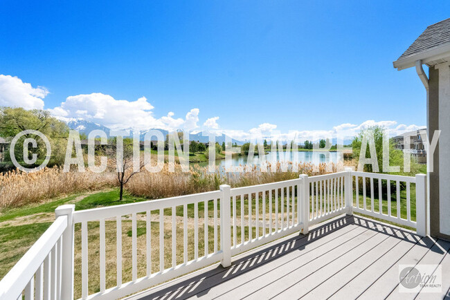 Building Photo - Row End Townhome in Orem!