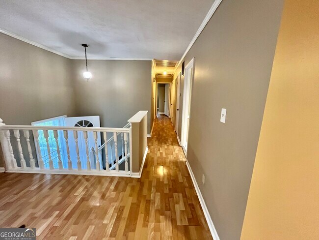 Building Photo - 152 Rountree Rd