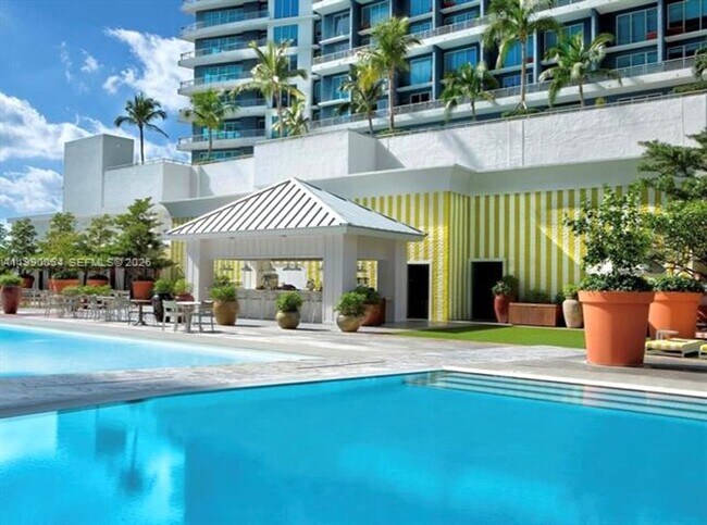 Building Photo - 1300 S Miami Ave