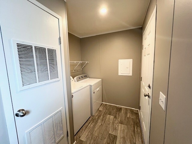 Building Photo - 46000 Geddes Rd