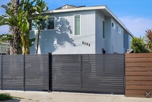 Building Photo - 2915 Hauser Blvd