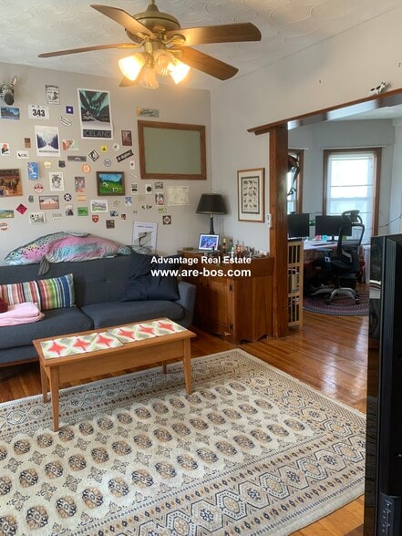Primary Photo - 81 Litchfield St