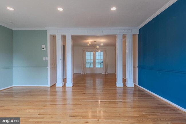 Building Photo - 3929 Sunflower Cir