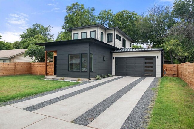 Building Photo - 6304 Middleham Pl