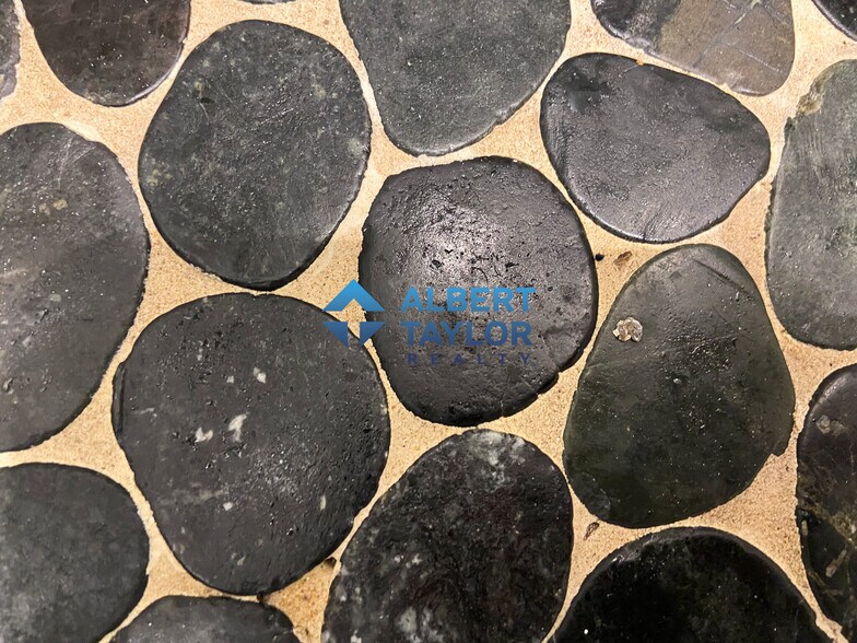 Building Photo - 1 Parker Hill Ter