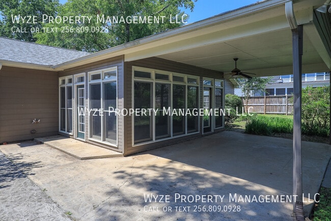 Building Photo - 1703 Sandlin Ave SE