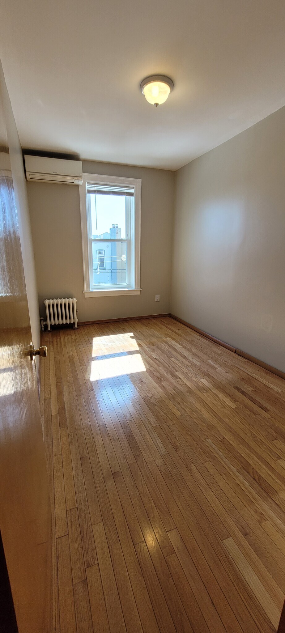 Back Bedroom 1 - 53 Clara St