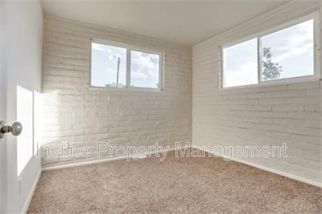 Building Photo - 761 W 600 S