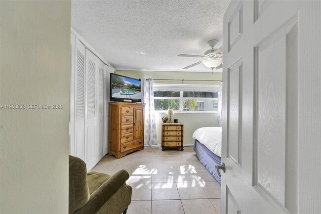 Building Photo - 3430 NW 52nd Ave