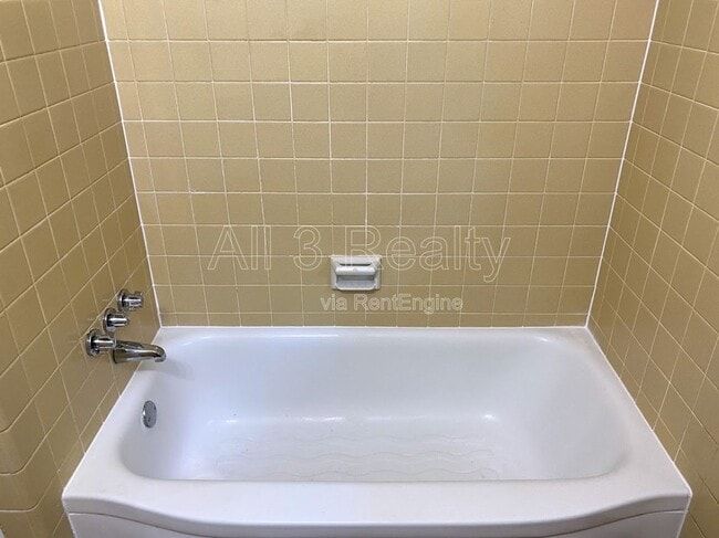 Building Photo - 940 Green Ridge Ct