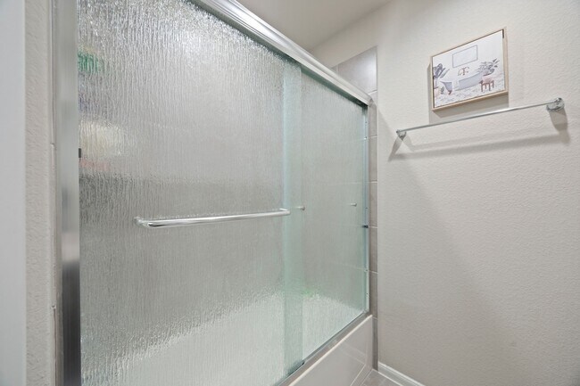 Building Photo - 21030 Albany Landing Ln