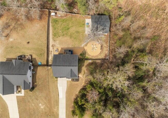Building Photo - 263 Autumn Ln