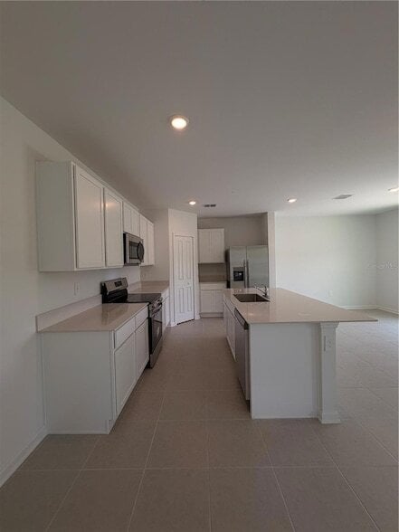 Building Photo - 2466 Hallow Gdn Rd