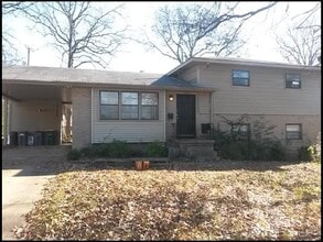 Building Photo - 6530 Corsica Dr