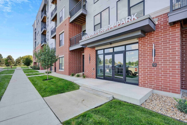 Building Photo - 601 Sand Pearl Ln