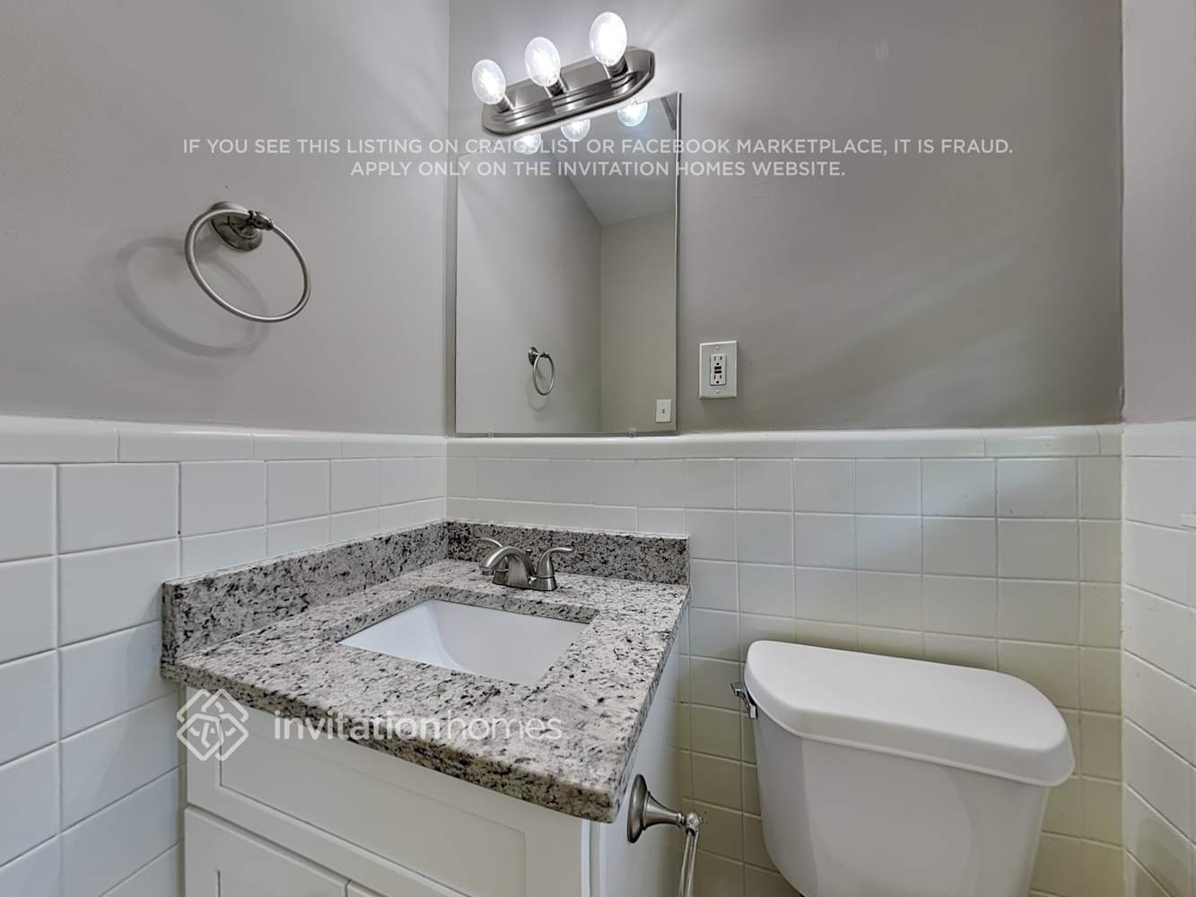 Building Photo - 3582 Highwood Dr SW