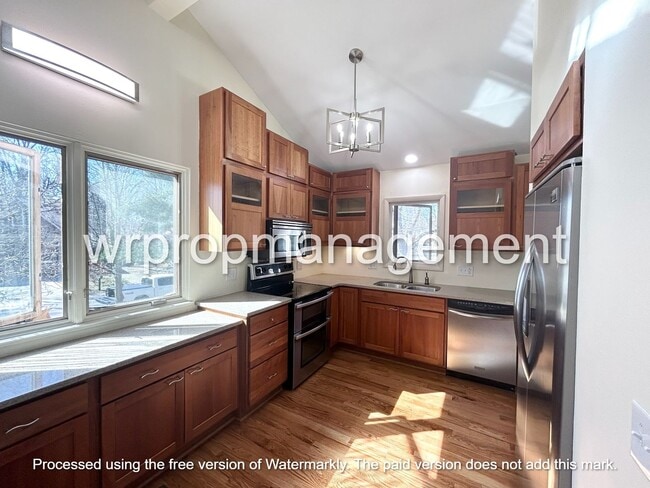 Building Photo - 1336 Winding Way