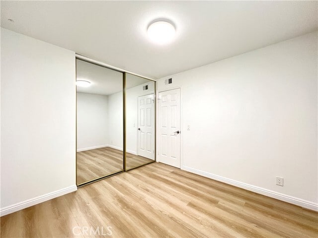 Building Photo - 1545 Meadow Glen Rd