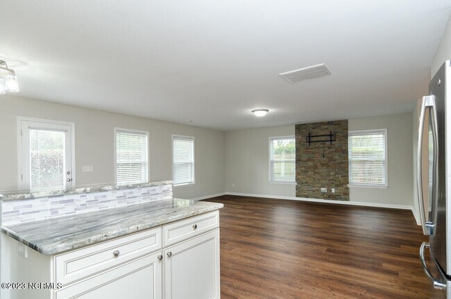 Building Photo - 6516 Rustling Leaves Way