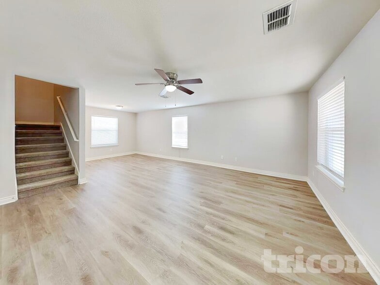 Building Photo - 9707 Marbach Bend