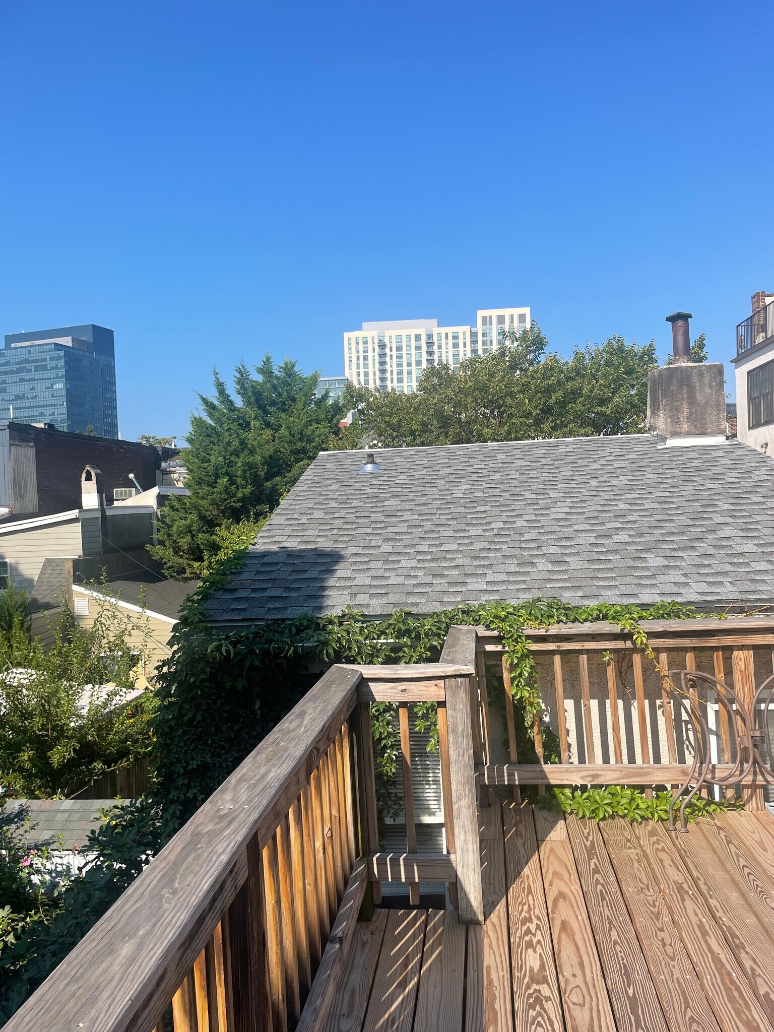 Building Photo - 704 S Bethel St