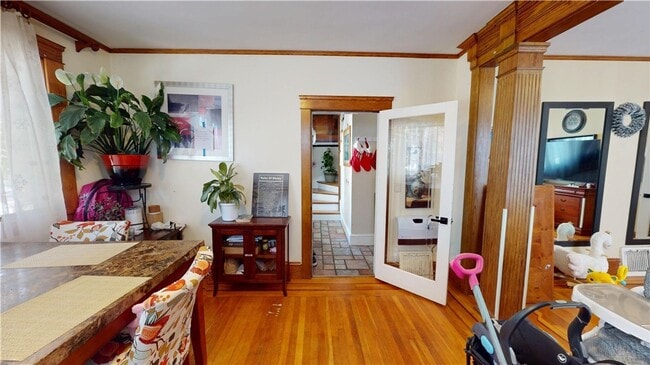 Building Photo - ****Providence/Mt. Pleasant – Single Famil...