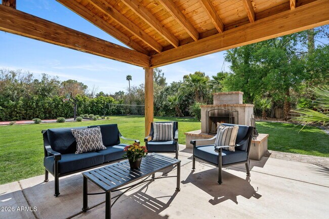 Building Photo - 5339 E Osborn Rd