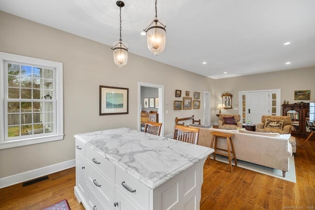 Building Photo - 138 School House Rd