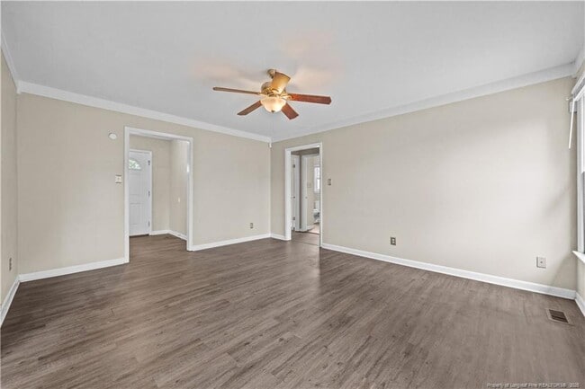 Building Photo - 6309 Cicada St