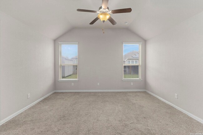 Building Photo - 15007 Gelding Hts