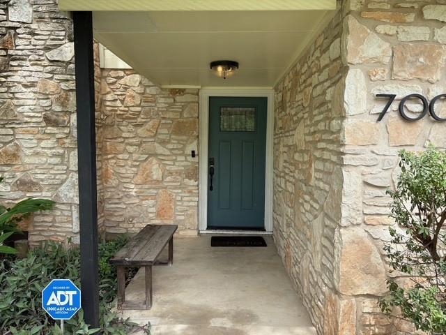Primary Photo - 7002 Crystalbrook Dr